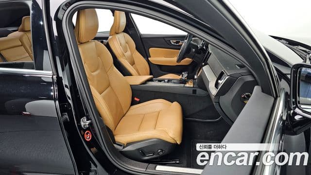 Volvo S60 3세대 T5 Inscription, 2020 10