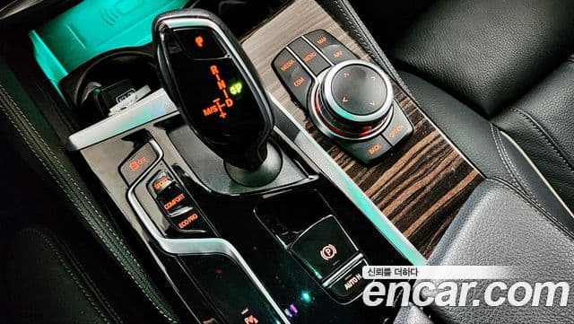 BMW 5시리즈 (G30) 520i M Sport, 2022 9