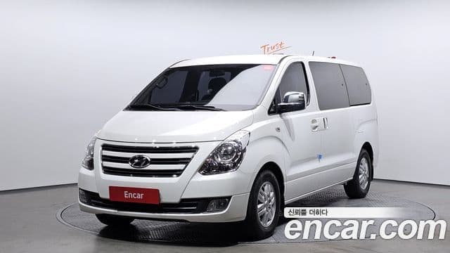 Hyundai Grand Starex Smart, 2017 1
