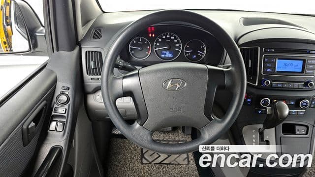Hyundai Grand Starex Smart, 2017 13