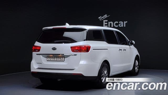 Kia The / новый New Carnival 11인승 Deluxe, 2019 2