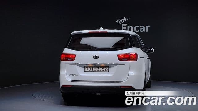 Kia The / новый New Carnival 11인승 Deluxe, 2019 4