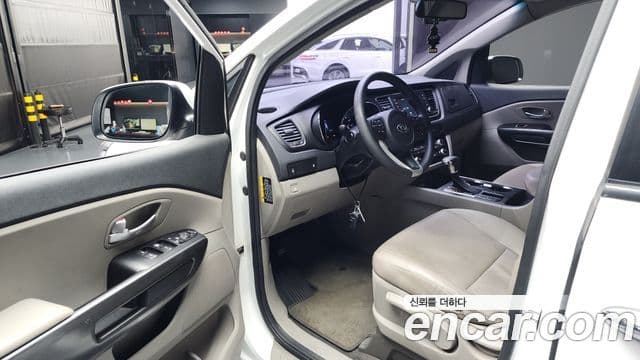 Kia The / новый New Carnival 11인승 Deluxe, 2019 10