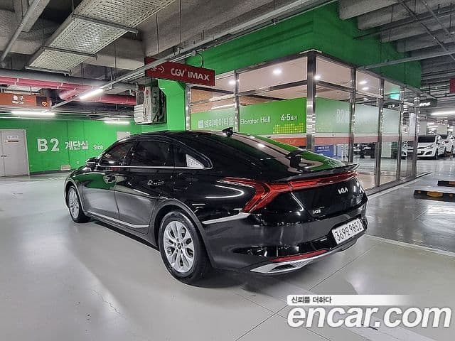 Kia K8 Trendy(арендный автомобиль), 2022 3