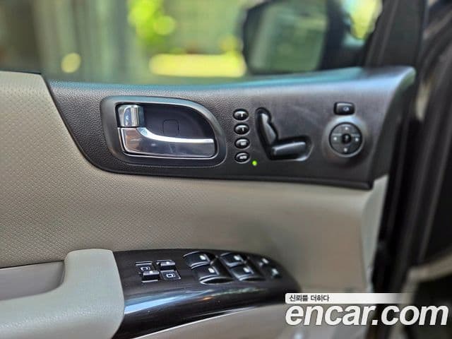 Kia Carnival R President, 2014 12