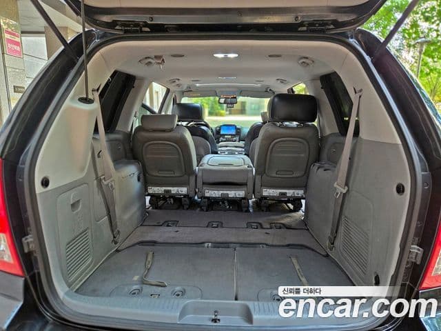 Kia Carnival R President, 2014 17