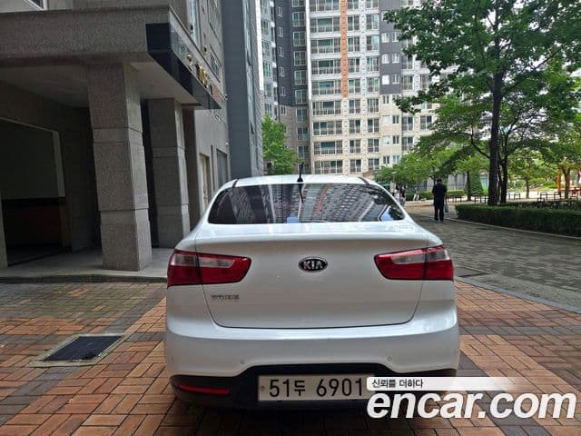 Kia All New Pride Smart Special, 2014 6