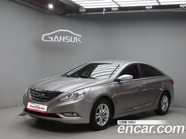 Hyundai YF Sonata люксовая версия, 2010 1