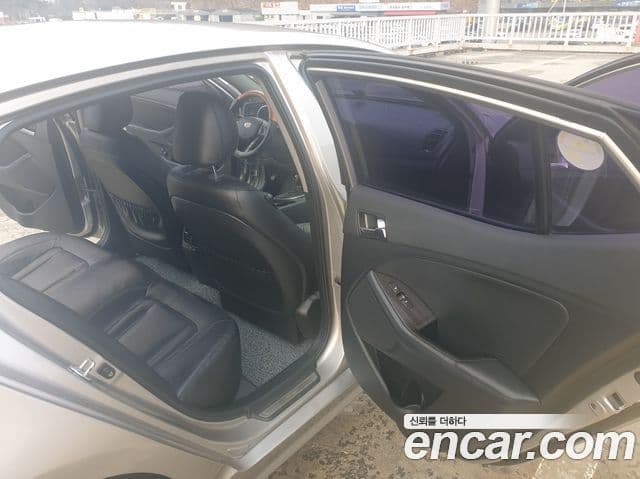 Kia K5 Prestige, 2012 13