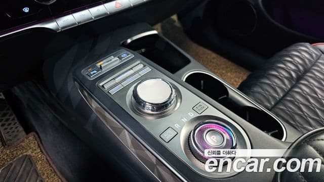 Genesis GV70, 2021 9