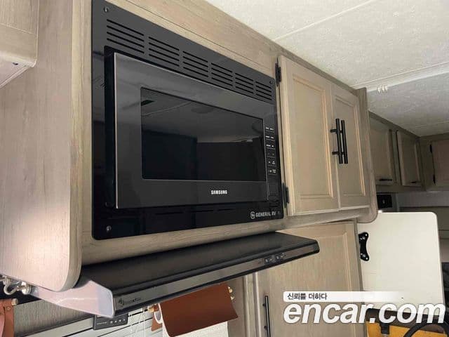 Ford 트랜짓, 2021 14