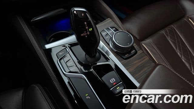 BMW 5시리즈 (G30) 520i M Sport, 2020 9