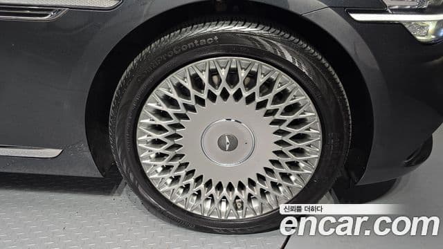 Genesis G90 Premium Luxury, 2020 все фото