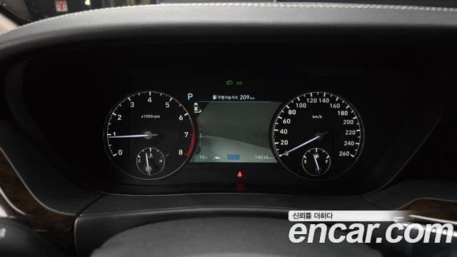 Genesis G90 Premium Luxury, 2020 8