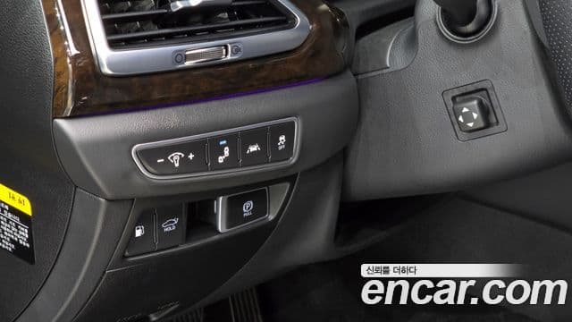 Genesis G90 Premium Luxury, 2020 16