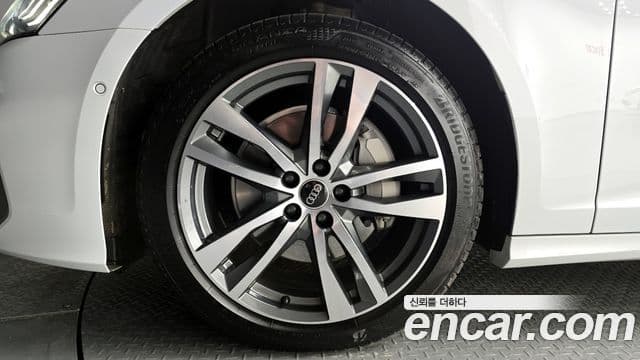 Audi A6 (C8) Premium, 2023 все фото