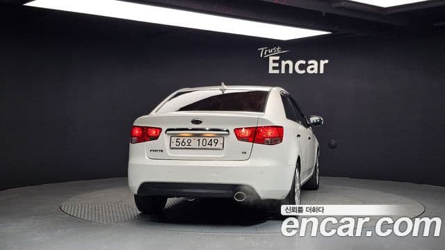 Kia Forte 1.6 CVVT W에디션, 2010 4