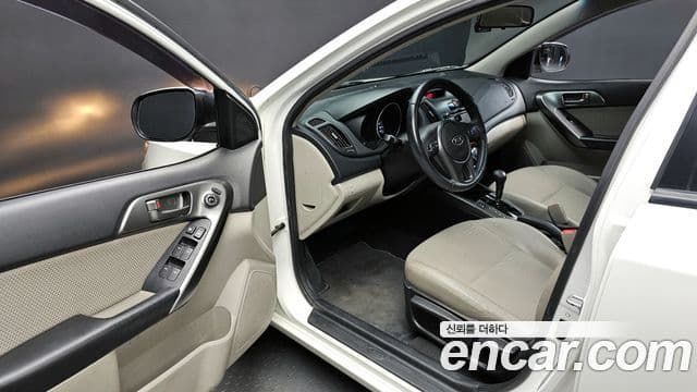 Kia Forte 1.6 CVVT W에디션, 2010 11