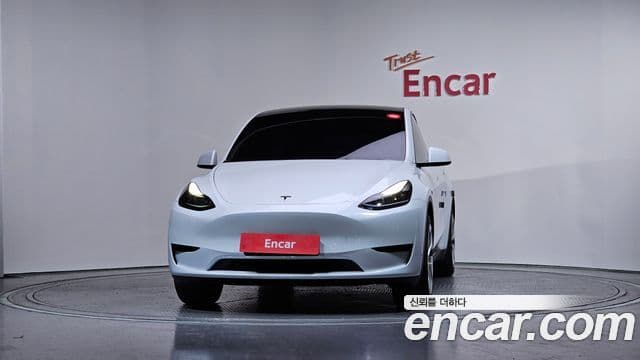 Tesla модель Y, 2024 3