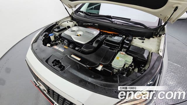 Hyundai LF Sonata гибрид Premium, 2017 6