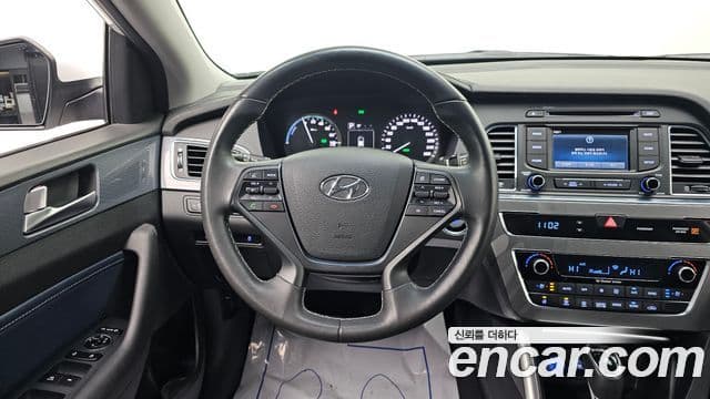 Hyundai LF Sonata гибрид Premium, 2017 15