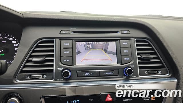 Hyundai LF Sonata гибрид Premium, 2017 18