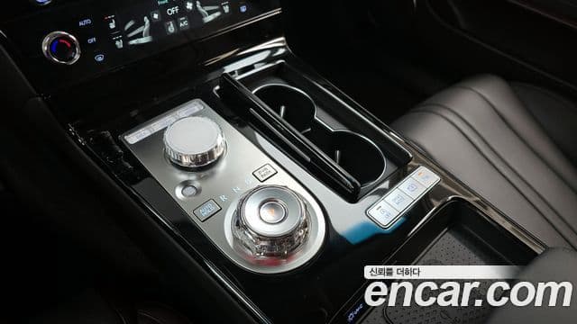 Genesis G80 (RG3) бензин 2.5 турбо AWD, 2026 9