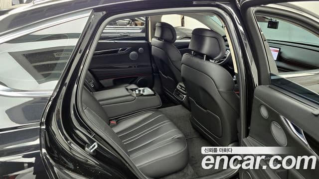 Genesis G80 (RG3) бензин 2.5 турбо AWD, 2026 12