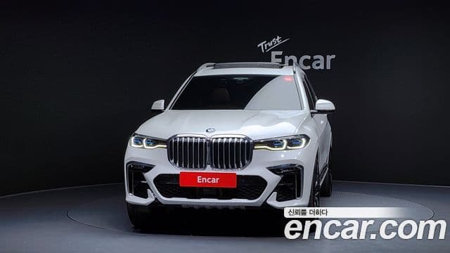 BMW X7 (G07) xDrive 40i M Sport 6인승, 2019 3