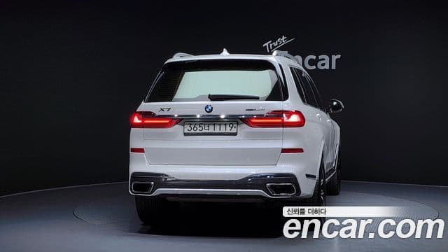 BMW X7 (G07) xDrive 40i M Sport 6인승, 2019 4