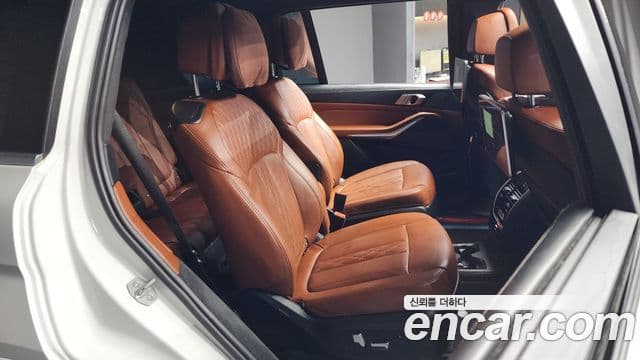 BMW X7 (G07) xDrive 40i M Sport 6인승, 2019 12