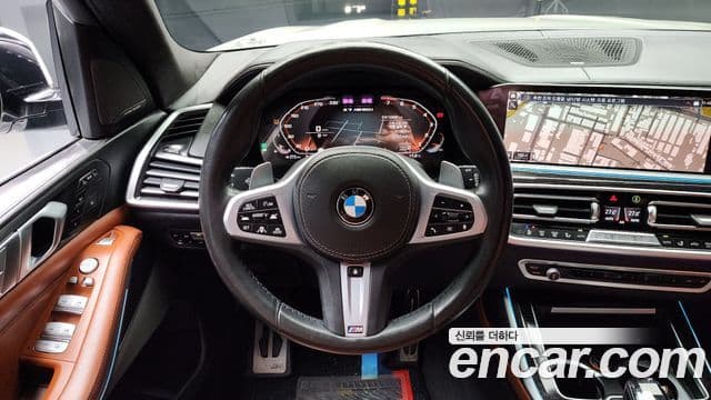 BMW X7 (G07) xDrive 40i M Sport 6인승, 2019 13