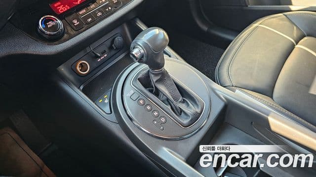 Kia Sportage R топовая версия, 2013 9