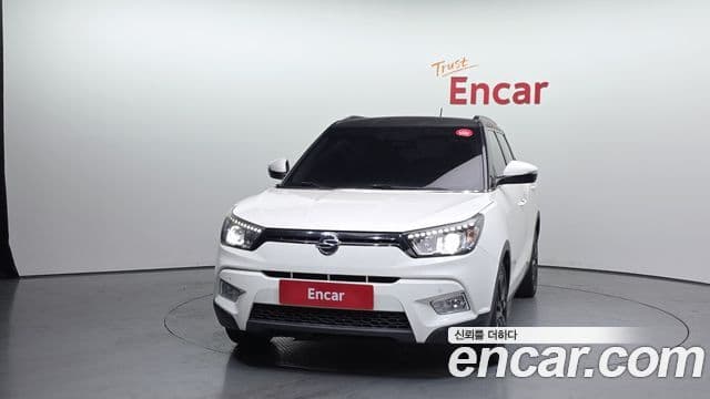 KG모빌리티(SsangYong) Tivoli топовая версия, 2015 3