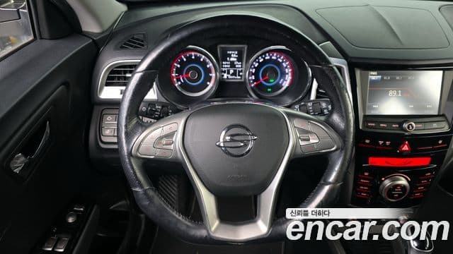 KG모빌리티(SsangYong) Tivoli топовая версия, 2015 17