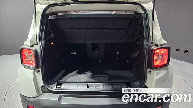 Jeep Renegade 1.3 Limited, 2022 20