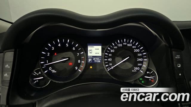 Infiniti Q70 Style, 2018 8