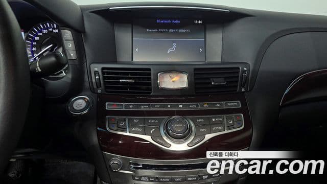 Infiniti Q70 Style, 2018 16