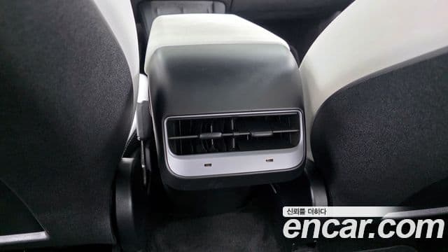 Tesla модель Y, 2024 19