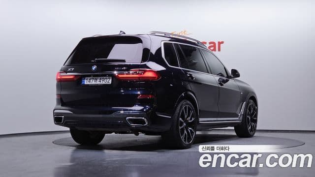 BMW X7 (G07) xDrive 40i M Sport 6인승, 2022 2