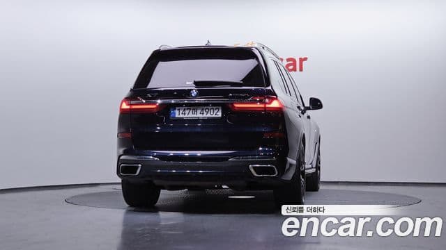 BMW X7 (G07) xDrive 40i M Sport 6인승, 2022 4