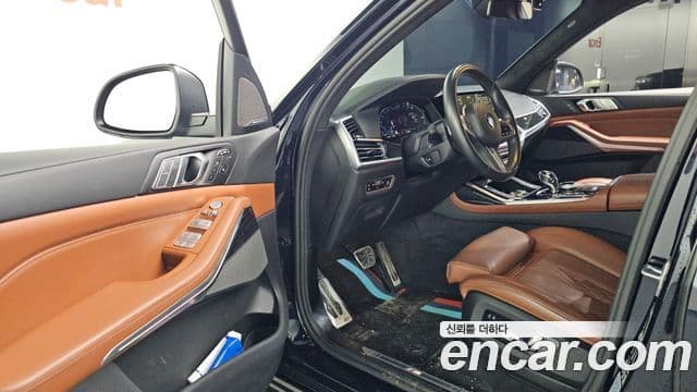 BMW X7 (G07) xDrive 40i M Sport 6인승, 2022 10