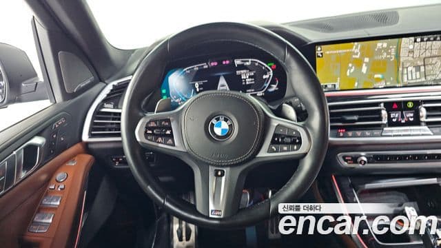 BMW X7 (G07) xDrive 40i M Sport 6인승, 2022 13