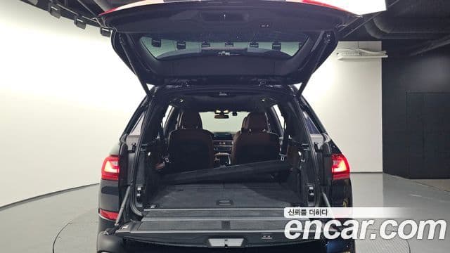 BMW X7 (G07) xDrive 40i M Sport 6인승, 2022 20