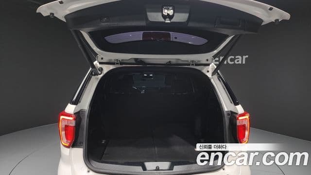 Ford Explorer 5세대, 2018 20