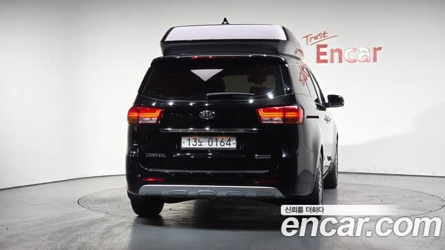 Kia All New Carnival Prestige High Roof, 2017 4