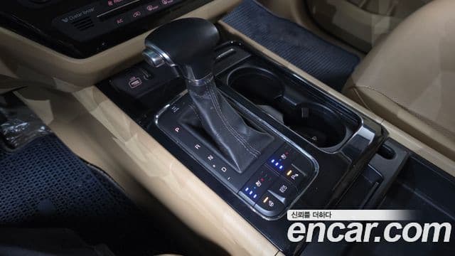 Kia All New Carnival Prestige High Roof, 2017 9