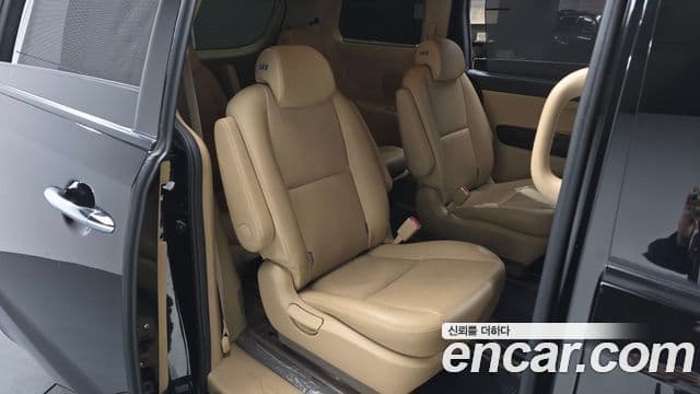 Kia All New Carnival Prestige High Roof, 2017 11