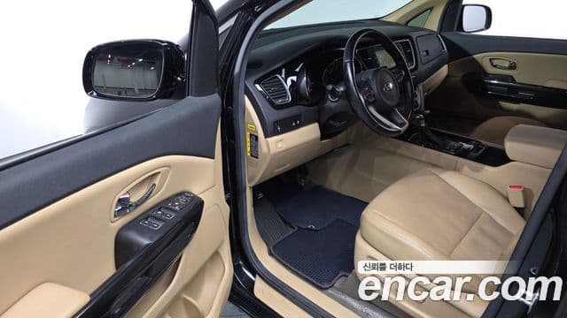 Kia All New Carnival Prestige High Roof, 2017 12
