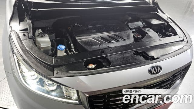 Kia The / новый New Carnival Noblesse, 2019 6